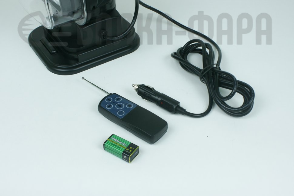 Ксеноновый фароискатель с ПДУ, черный 12V